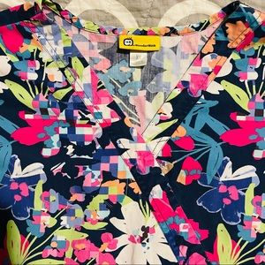 Scrub top